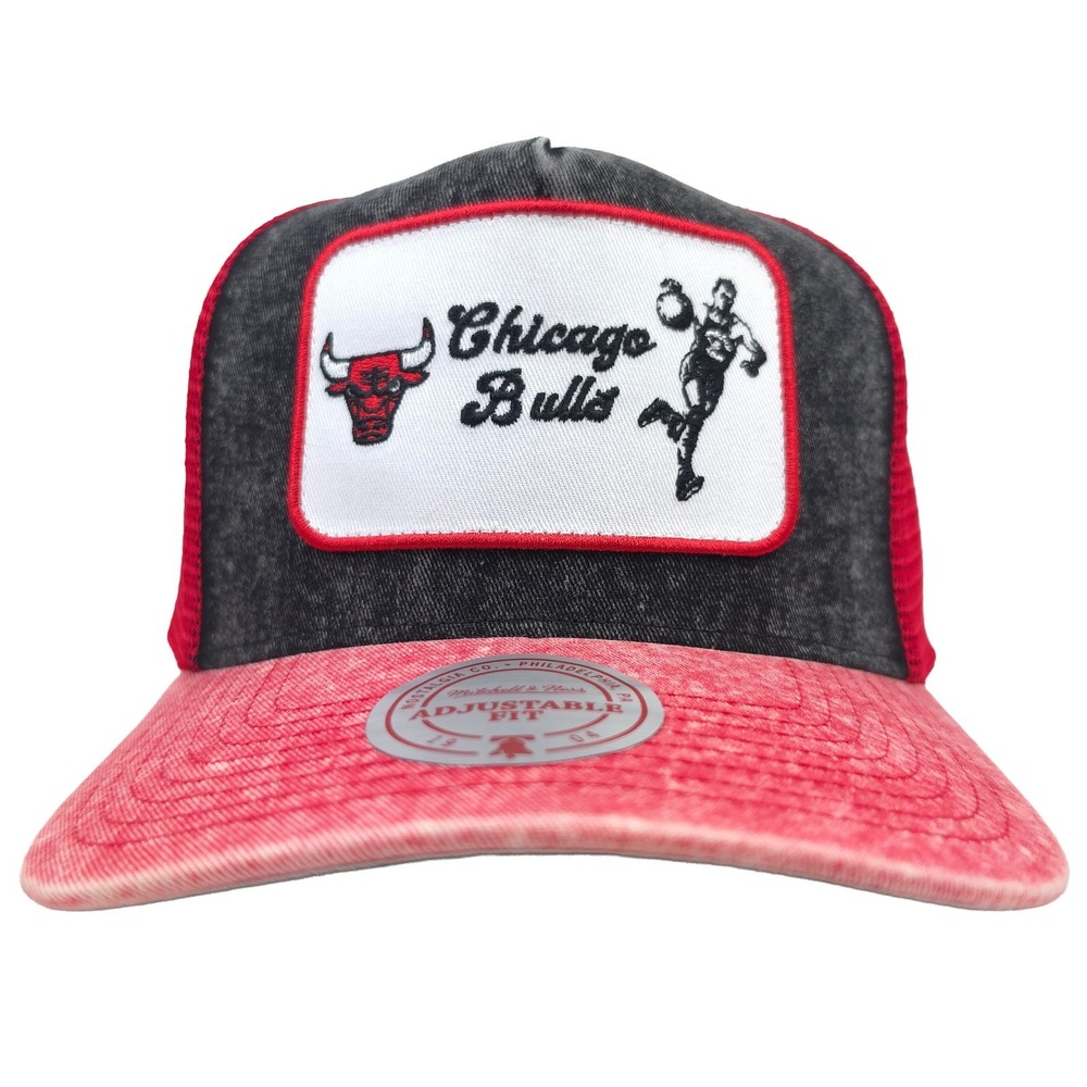 Chicago Bulls Mitchell &‎ Ness NBA Trucker Hat Cap Acid Washed Black Red NWT